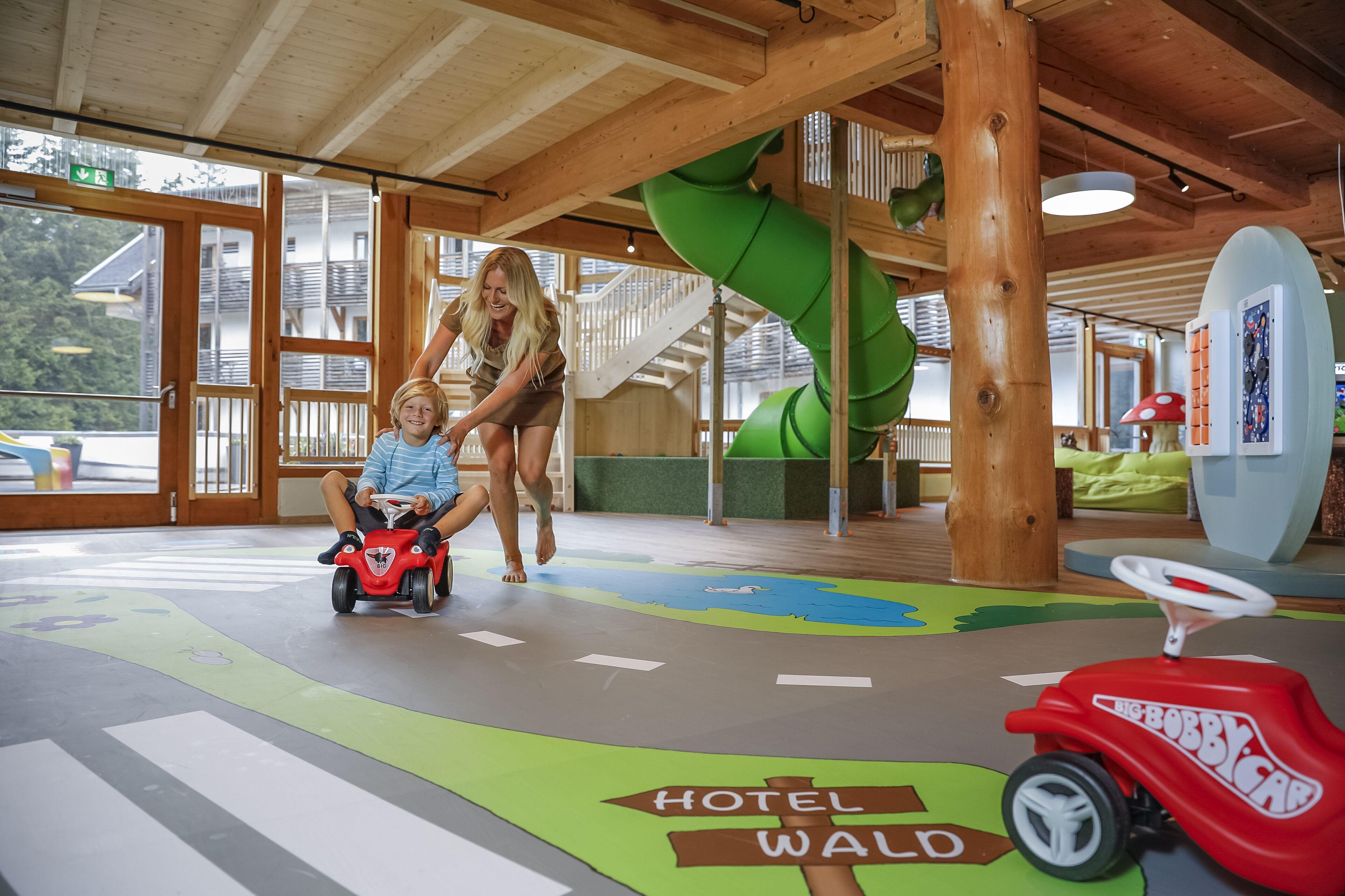 Falkensteiner Club Funimation Katschberg - Toddler-friendly hotel view 3