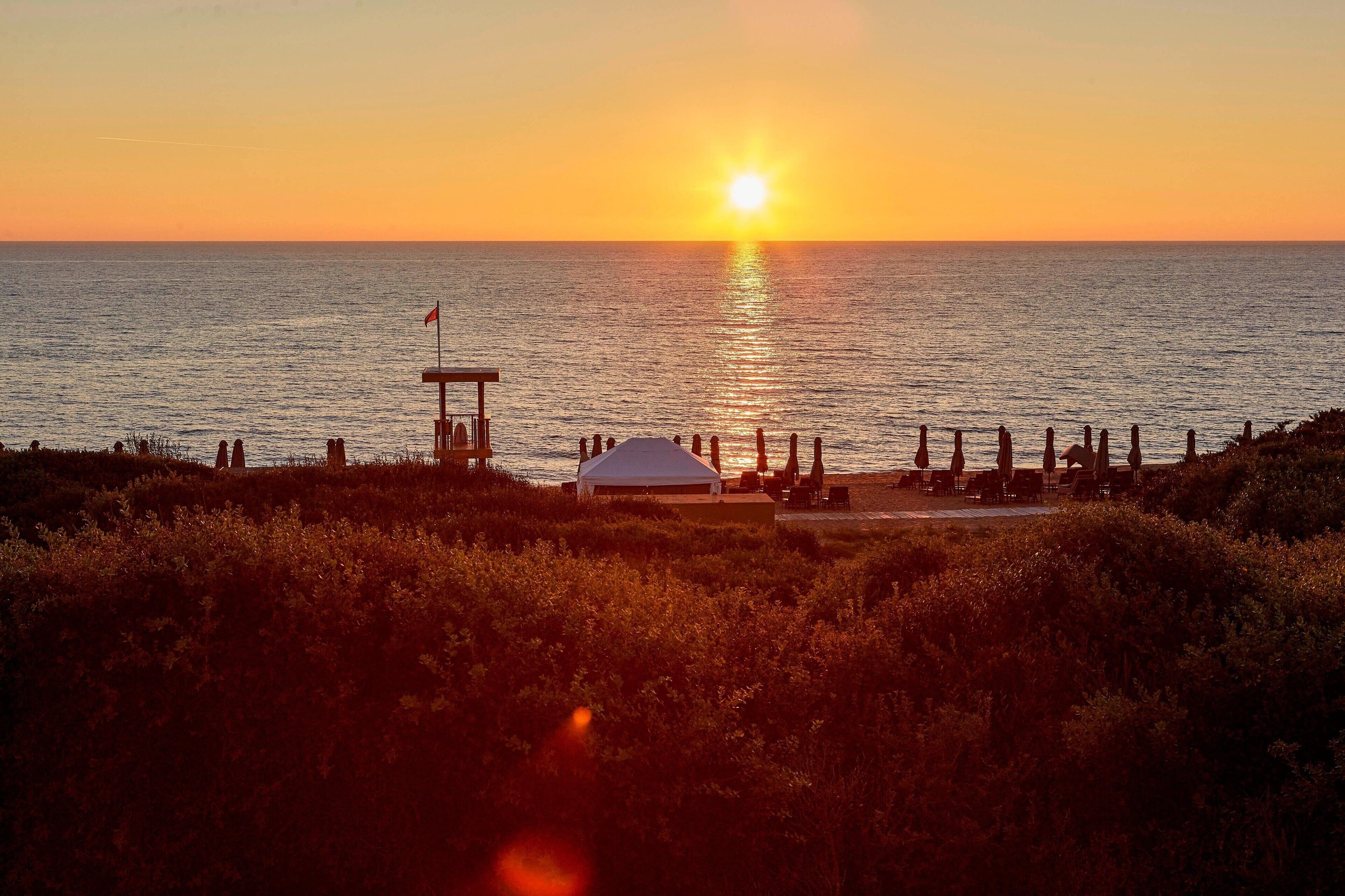 The Romanos, a Luxury Collection Resort - Toddler-friendly hotel exterior and facilities