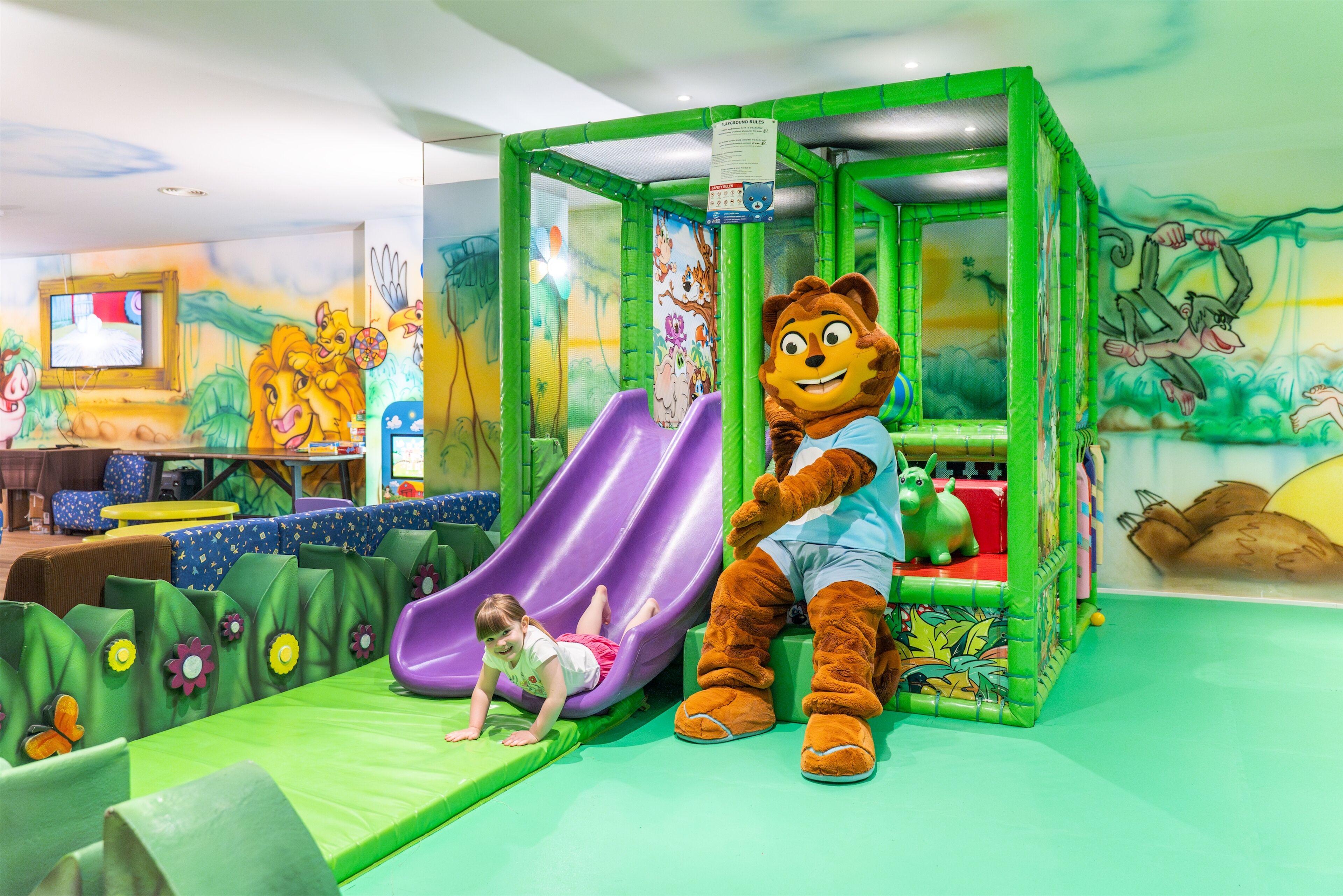 Hotel Majestic Palace - Toddler-friendly hotel view 3