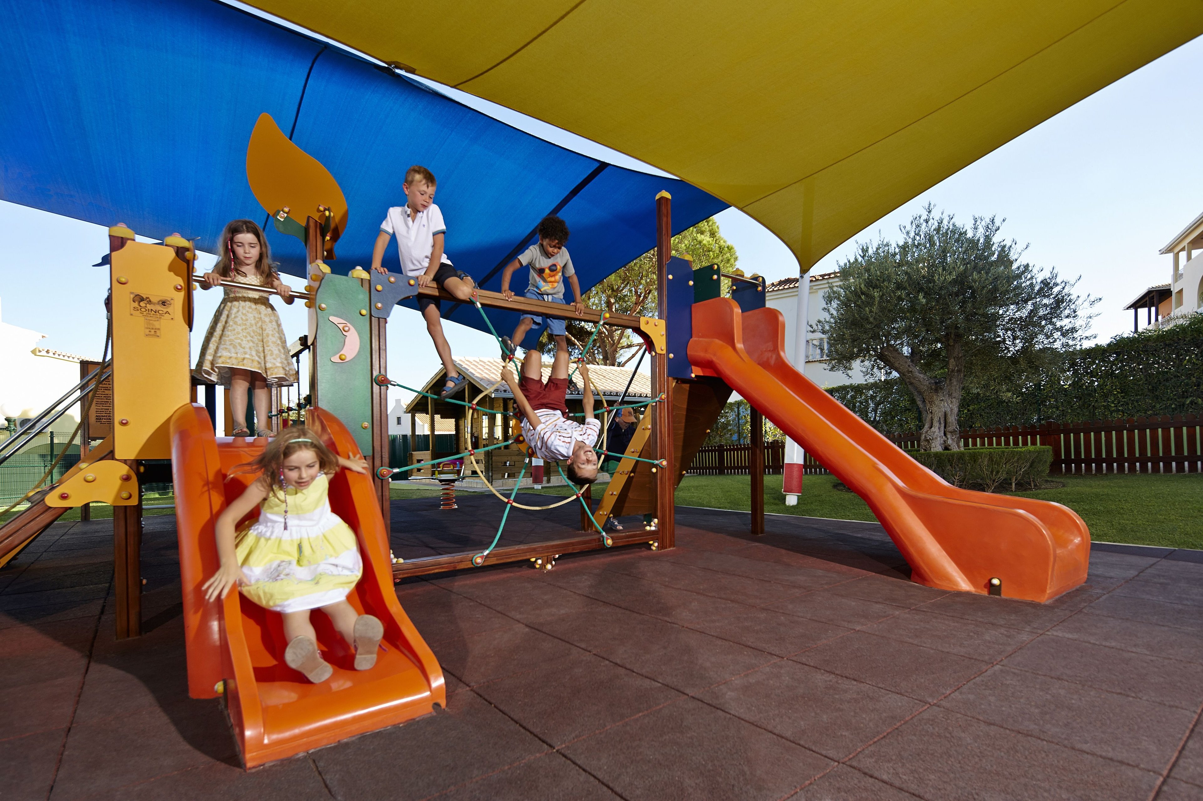 Four Seasons Vilamoura - Toddler-friendly hotel exterior and facilities