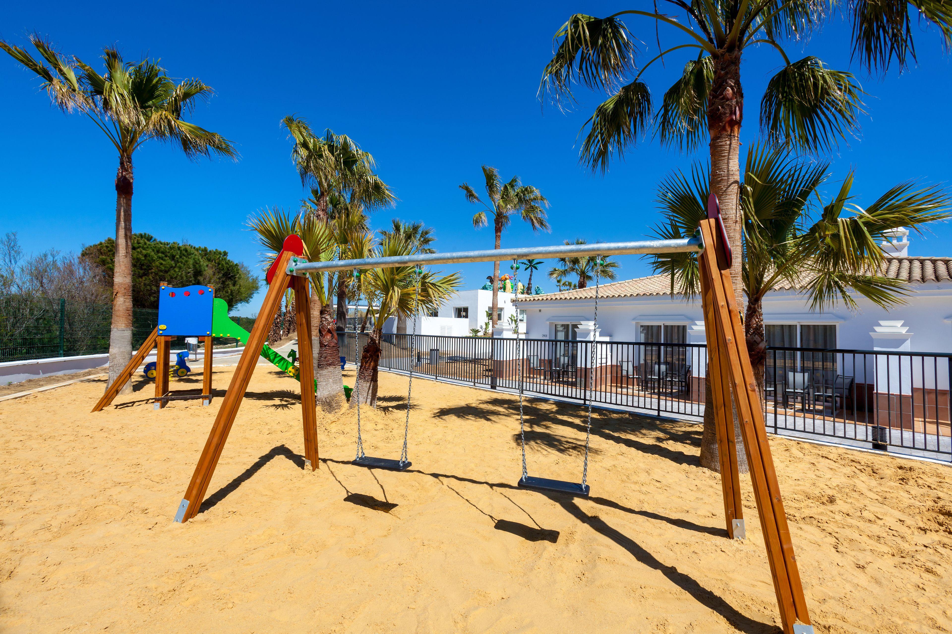 Hotel Riu Chiclana - Toddler-friendly hotel view 5