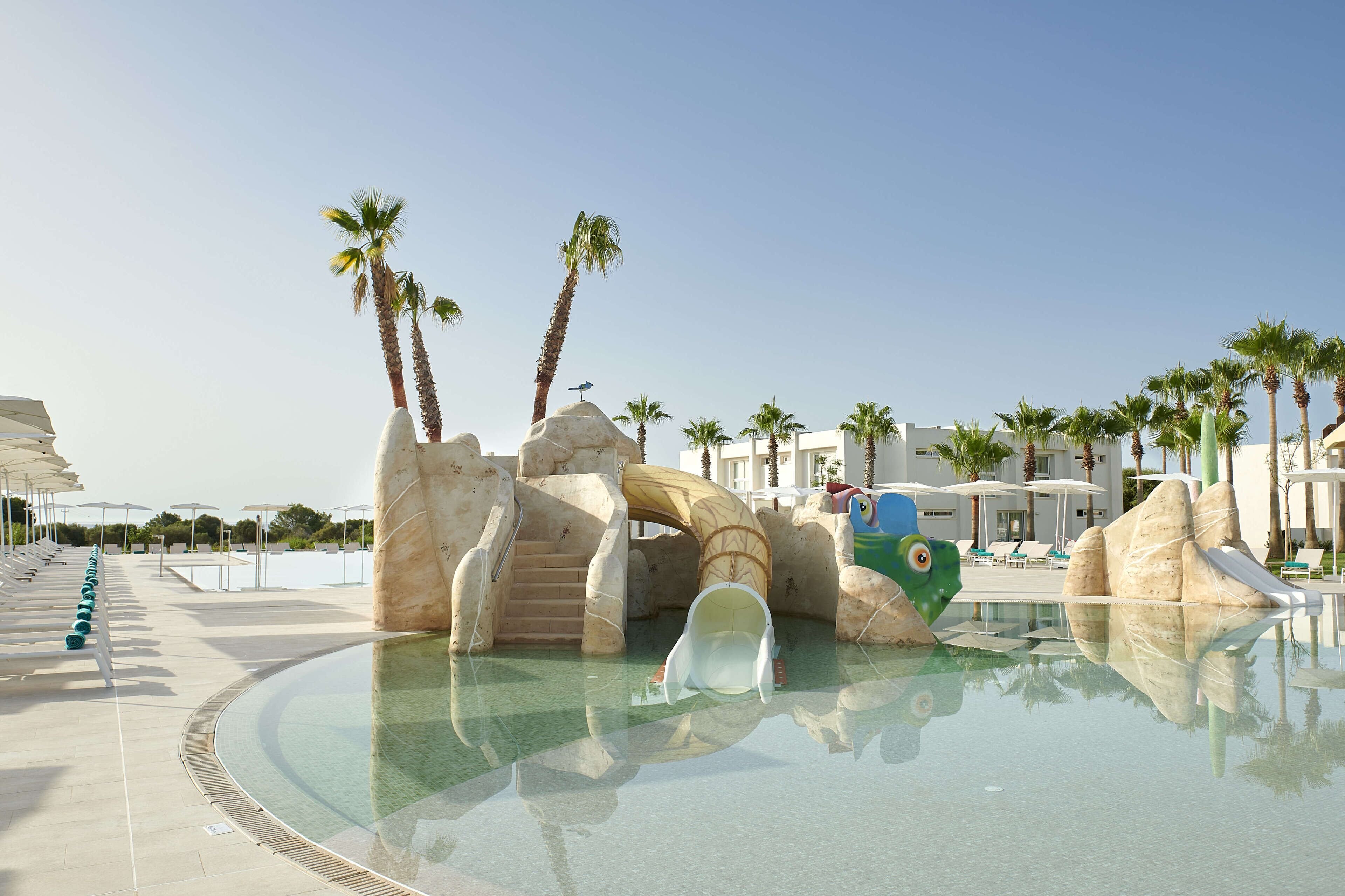 Iberostar Waves Cala Domingos - Toddler-friendly hotel exterior and facilities