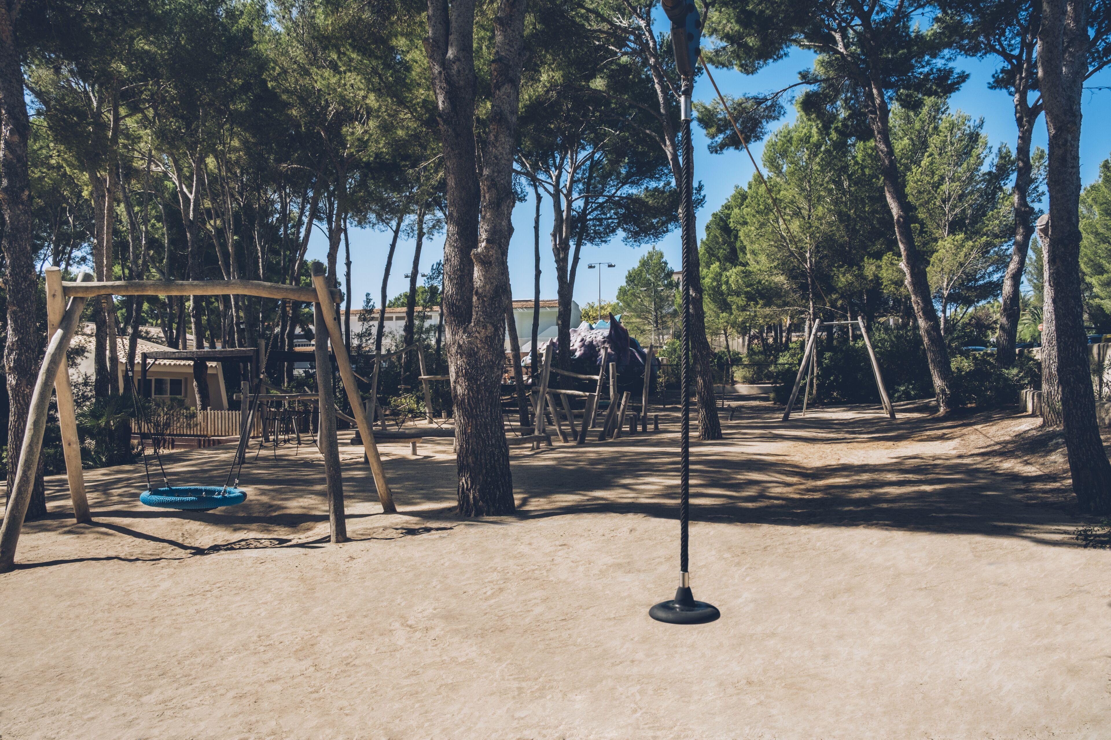 Iberostar Waves Pinos Park - Toddler-friendly hotel view 3