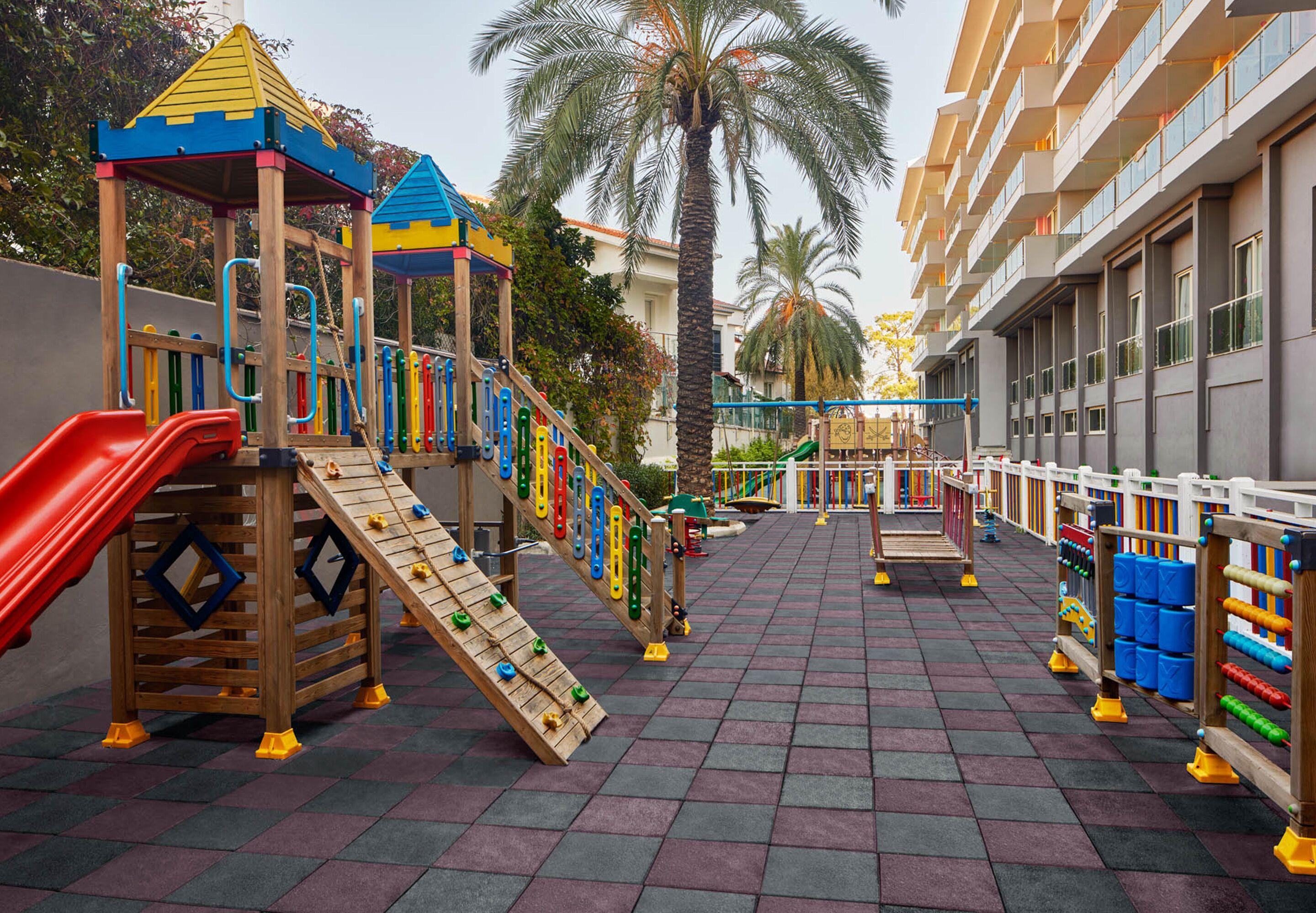 Akra Kemer - Toddler-friendly hotel view 4