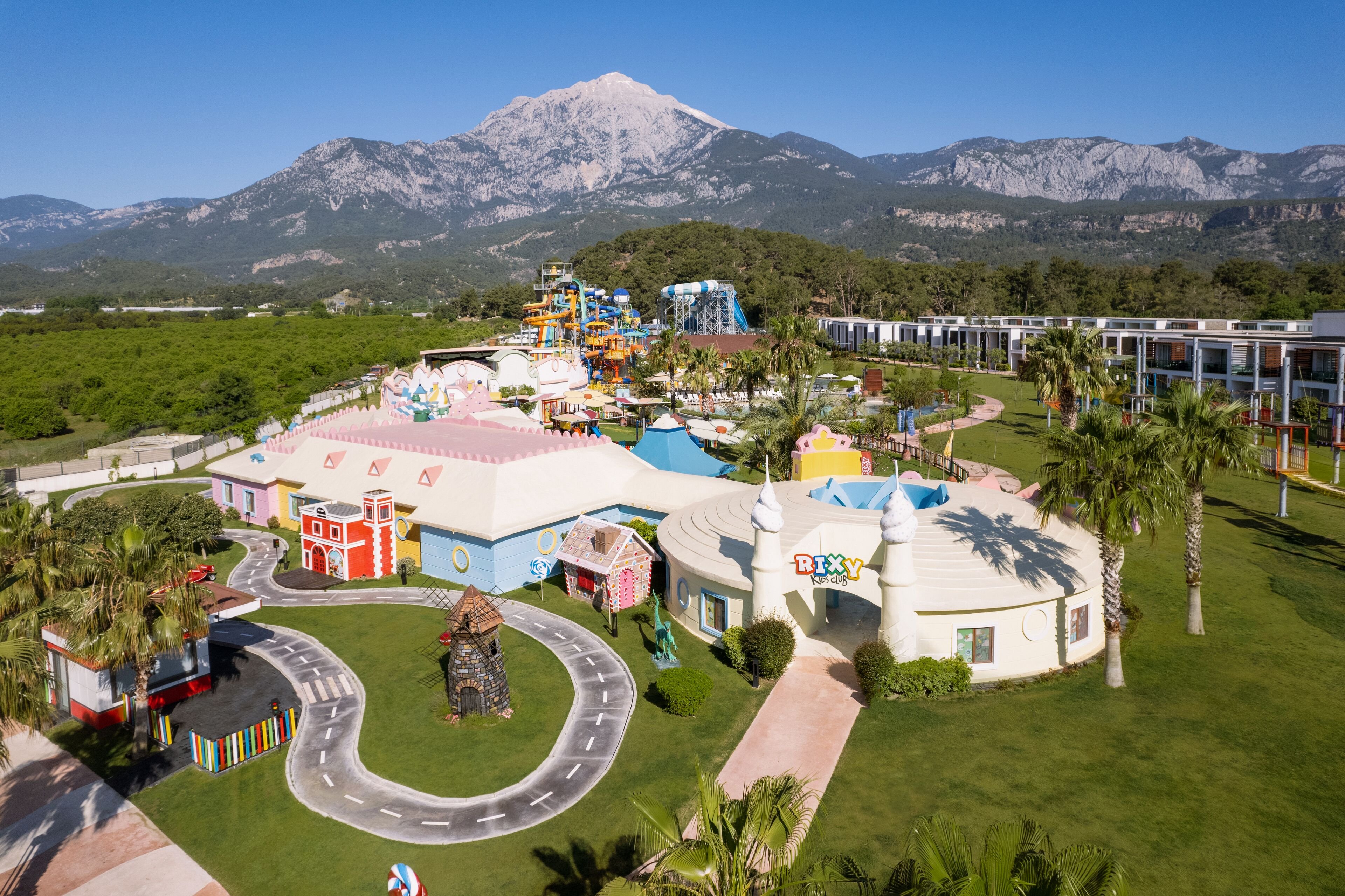 Rixos Premium Tekirova - Toddler-friendly hotel exterior and facilities